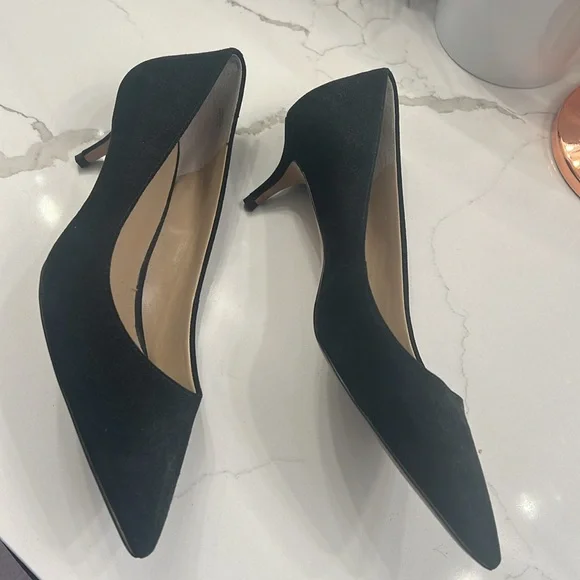 ANN TAYLOR LEATHER KITTEN HEEL - Picture 4 of 5